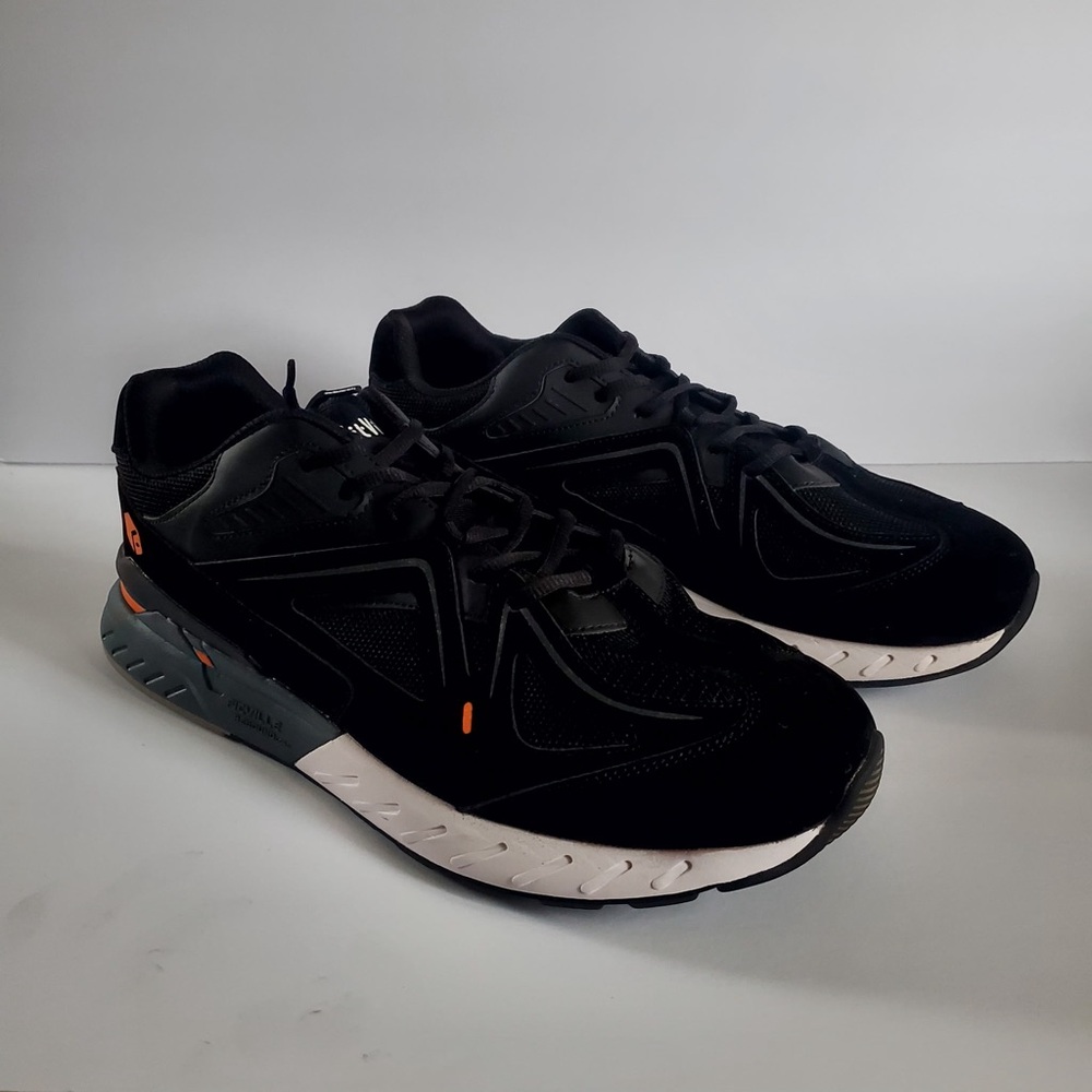 Men's Black and Orange Athletic Shoes
